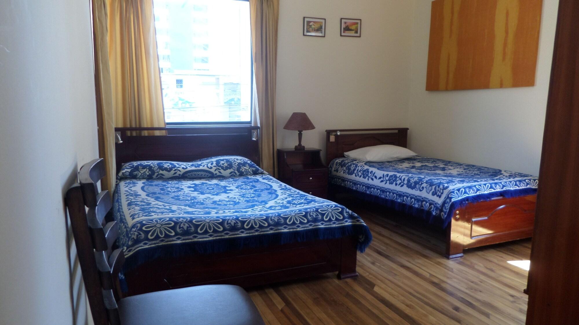 Jhomana Guesthouse Кіто Екстер'єр фото